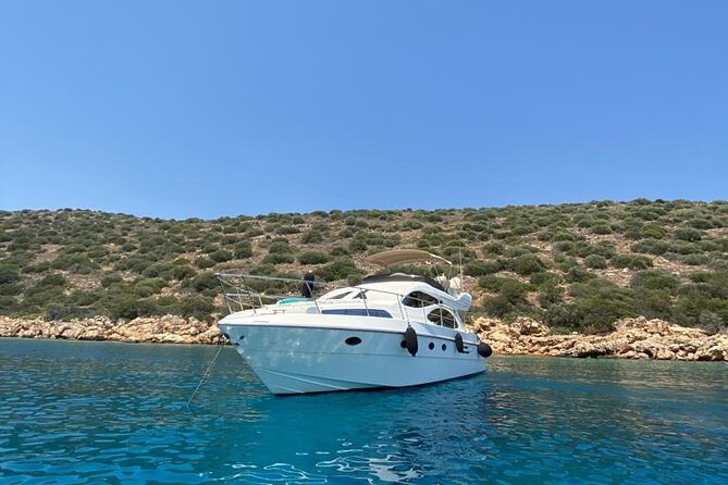 Private VIP Motoryacht Charter in Bodrum For 6 Hours With Lunch - Aquarium Bay and the first swim