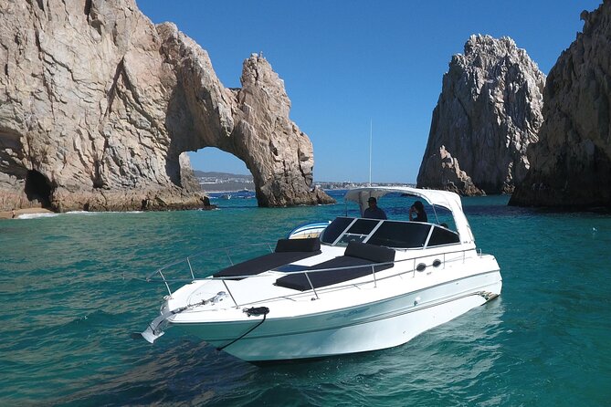 Private Whale Watching on Luxury Yacht in Cabo San Lucas - Searching for humpback whales after the arch