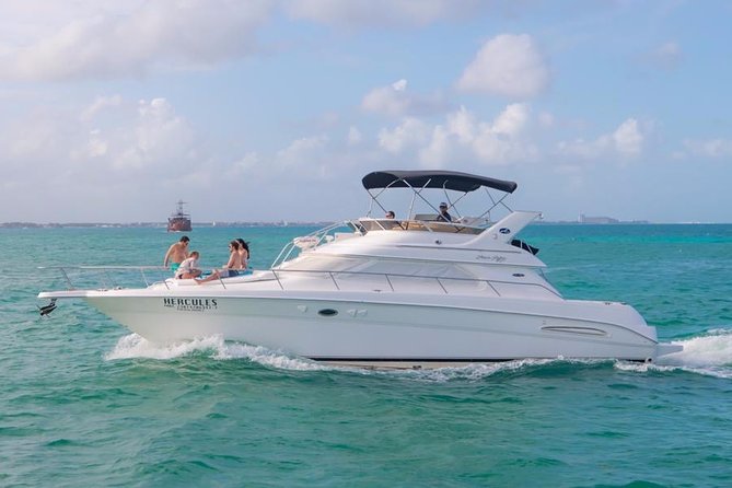 Private Yacht - 46 ft SeaRay Cancun Bay Snorkel 23P4 - Booking details and extra costs to watch