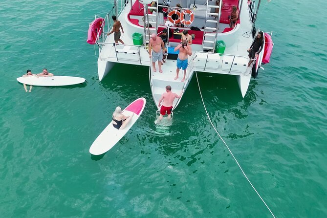 Private Yacht Charter ChicaFUN 3 Waterslides All Inclusive - What the crew adds to the day