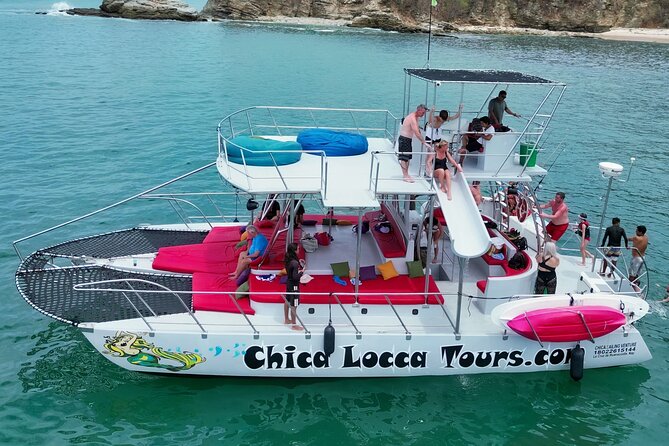 Private Yacht Charter ChicaFUN 3 Waterslides All Inclusive - Three waterslides and a full set of water toys