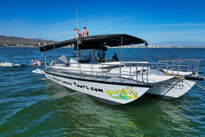 Private Yacht Charter ChicaFUN 4 All Inclusive - Los Arcos: the strongest natural stop