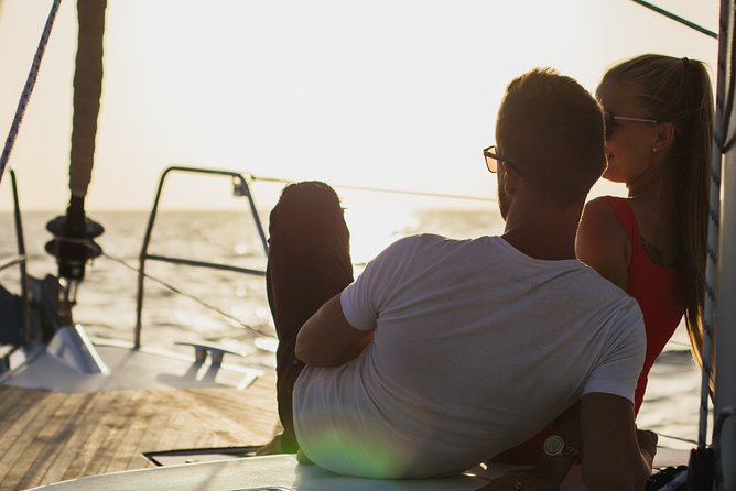 PRIVATE YACHT CHARTER VOYAGE, Food & Drinks included! - Setting out from Puerto Colón