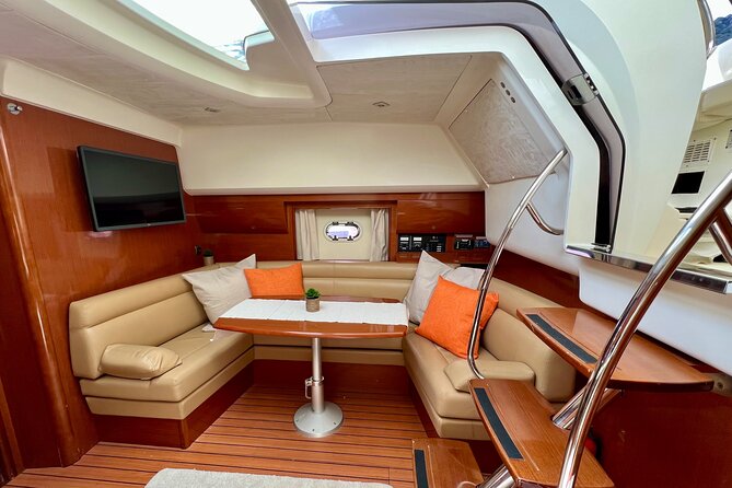Private Yacht Charter with Skipper on The French Riviera - Saint-Jean-Cap-Ferrat and its grand villas