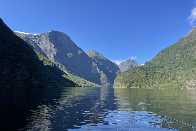 Private yacht Cruise in Flåm and Gudvangen, Nærøyfjord - Gudvangen and the Viking Valley option