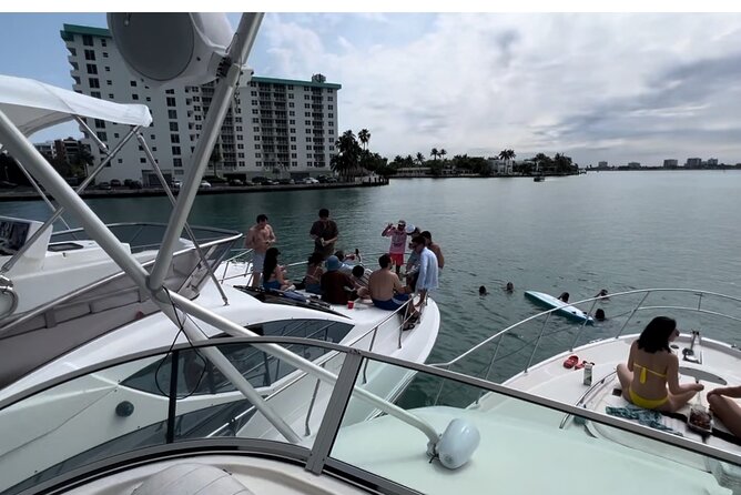 Private Yacht Cruise in Miami Beach - Meeting at Miami Beach