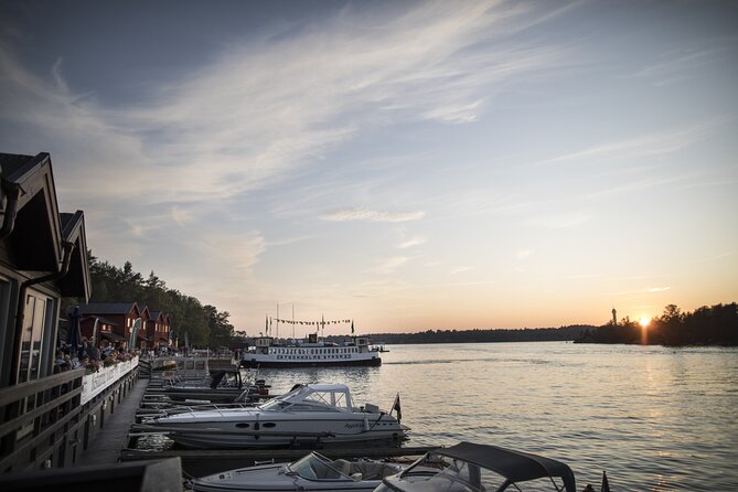 Private Yacht Cruise with Lunch or Dinner in Stockholm Archipelago - From Stockholm’s canals to the outer islands