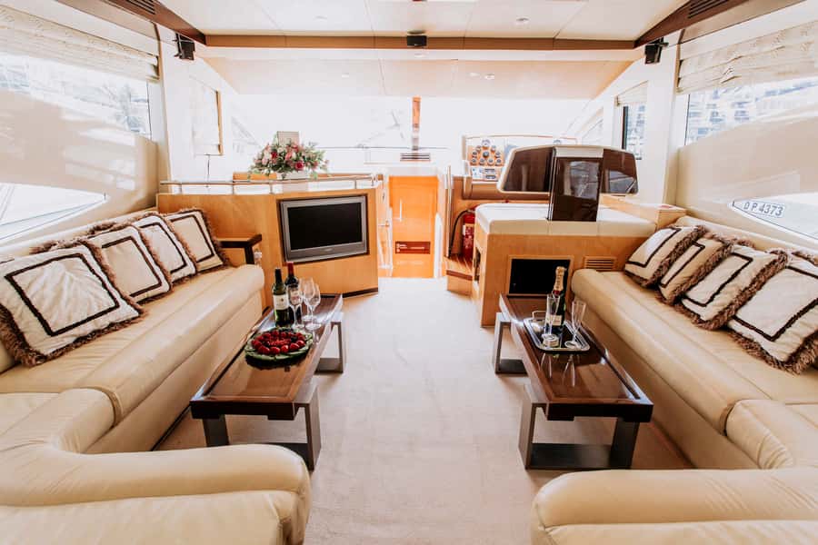 Private Yacht Dubai: 56ft - Palm Jumeirah from the sea