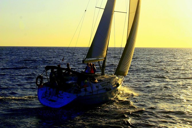 Private Yacht Excursion from Puerto Colon 3 hours - Swimming and snorkeling at a sheltered cove