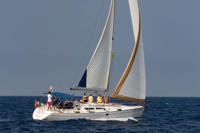 Private Yacht Excursion from Puerto Colon 3 hours - Lunch, snacks, and the open bar