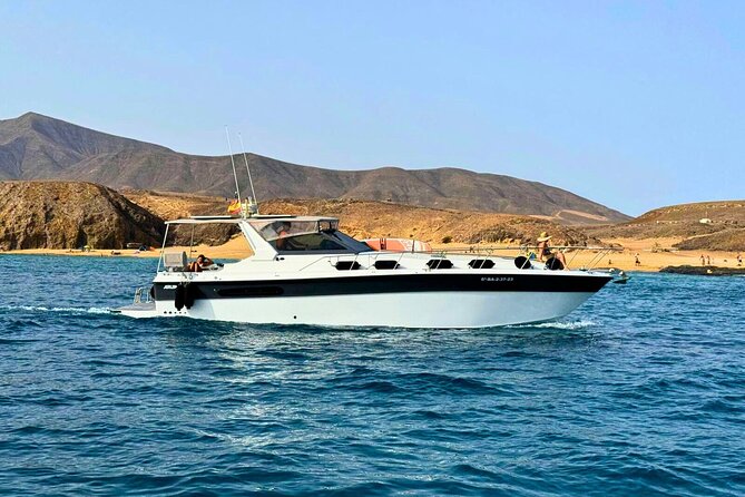 Private yacht in Papagayo Beaches with Gourmet or Premium menu - What the private format is worth