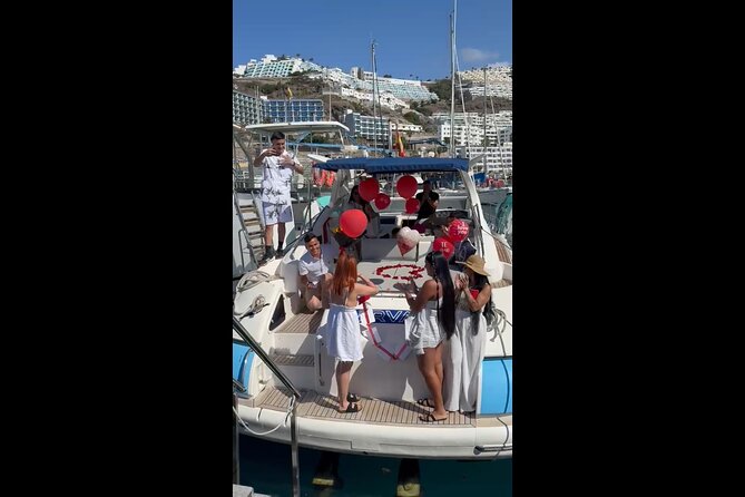 Private Yacht Nirvana Dreams Tour - Captain Luis, Mario, and the service style