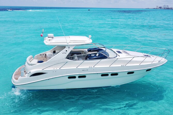 Private Yacht Rental in Cancun - The best fit for families, celebrations, and small groups