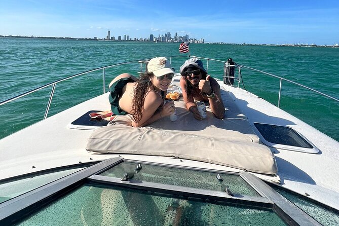 Private Yacht Rental in Miami Up to 12 People - The real price for a private group