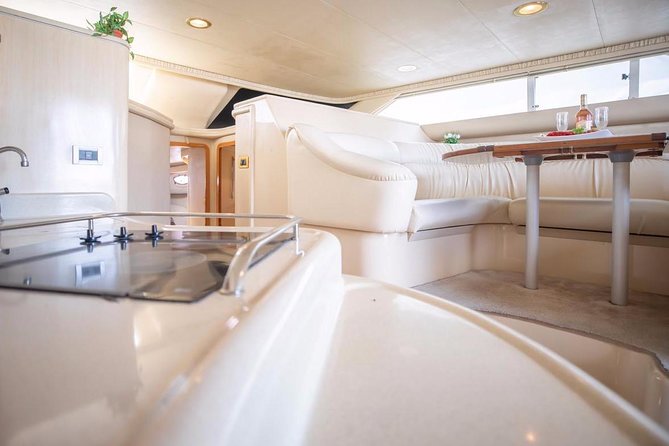 Private Yacht Rental Sea Ray 46ft Cancun 23P3 - Snorkeling, swimming, and the boat setup