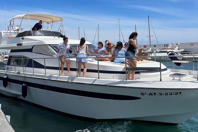 Private Yacht Sailing along the Marbella Coast - Making the most of the swimming stop