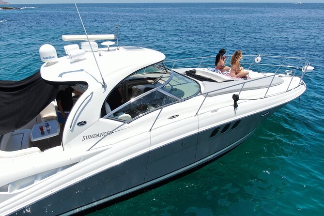 Private Yacht Sea Ray all-inclusive charter in Cabo - Médano Beach Brings Food, Drinks, and Downtime