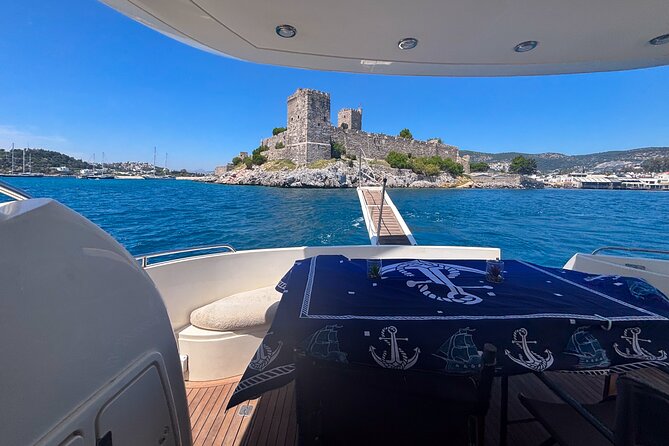 Private Yacht Tour in Bodrum at Sunset with Dinner - 3 Hours - Dinner served in the bay as daylight fades