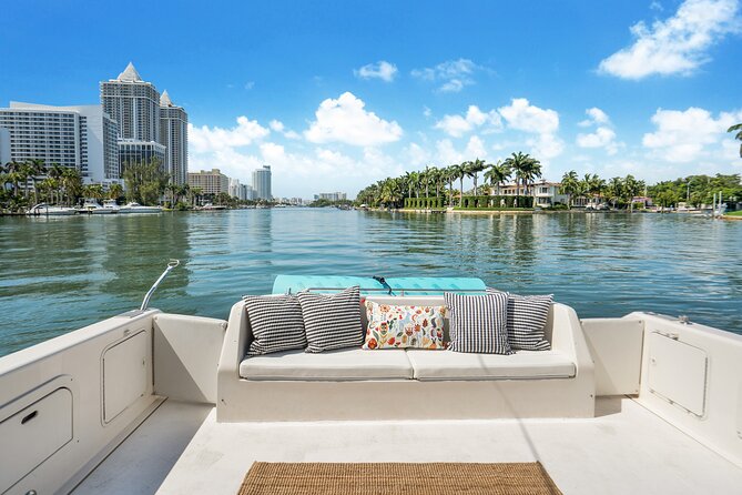 Private Yacht Tour Miami - Choosing Between Two, Four, and Six Hours