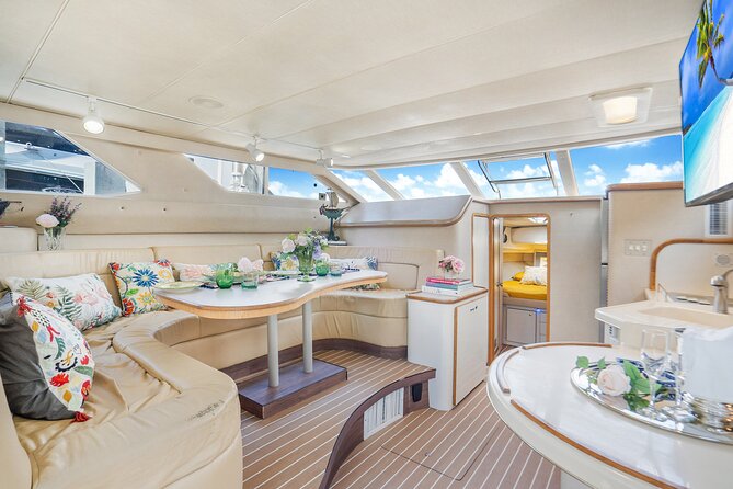 Private Yacht Tour Miami - Is $286 a Good Starting Price?