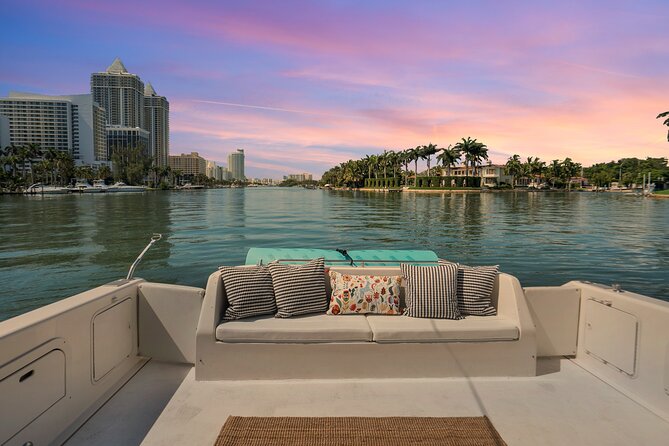 Private Yacht Tour Miami - The Yacht, Supplies, and Comfort