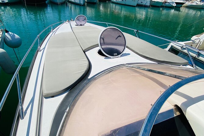 Private Yacht Tour with Drinks and Snorkeling in Gran Canaria - Veneguera Beach is a short coastal introduction