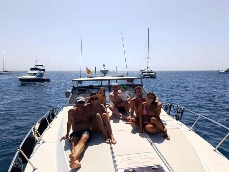 Private Yacht Tour with Gourmet Barbecue and Sunset at Papagayo Beaches - A sunset at sea, not just a sunset drink