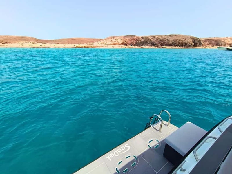 Private Yacht Tour with Gourmet Barbecue and Sunset at Papagayo Beaches - A gentle cruise past the south coast