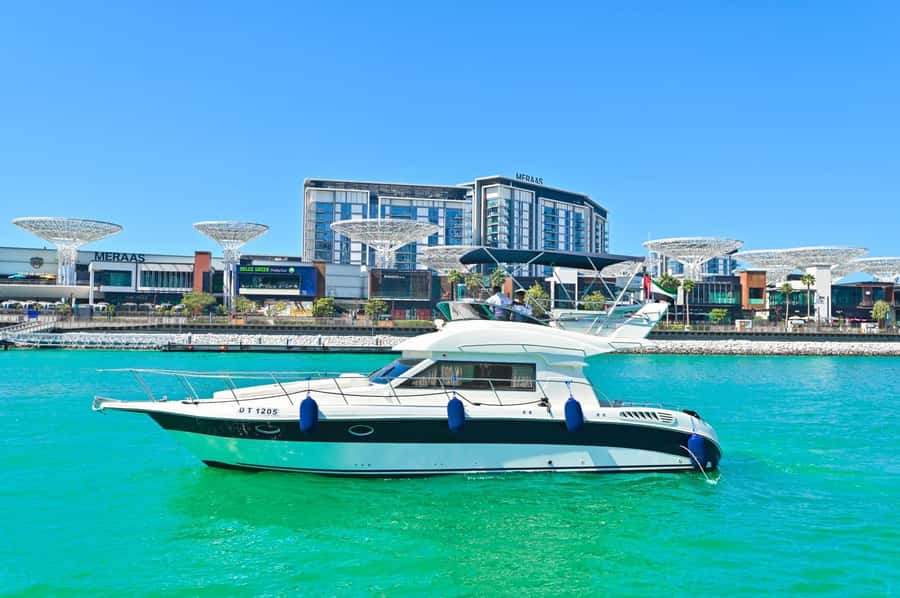 Private Yacht Tour with Marina, JBR, Atlantis & Palm Views - Ain Dubai and Bluewaters Island from offshore