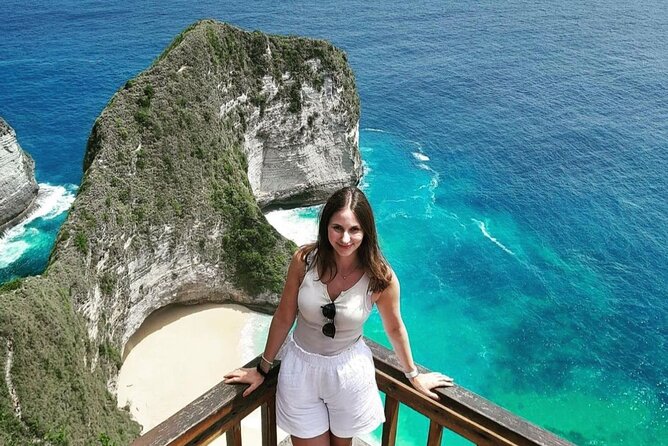 Private Yacht Trip Tour Bali - 8 Hours Day Trip Nusa Penida - SH2 - Lunch at AMP Beach Club on Penida