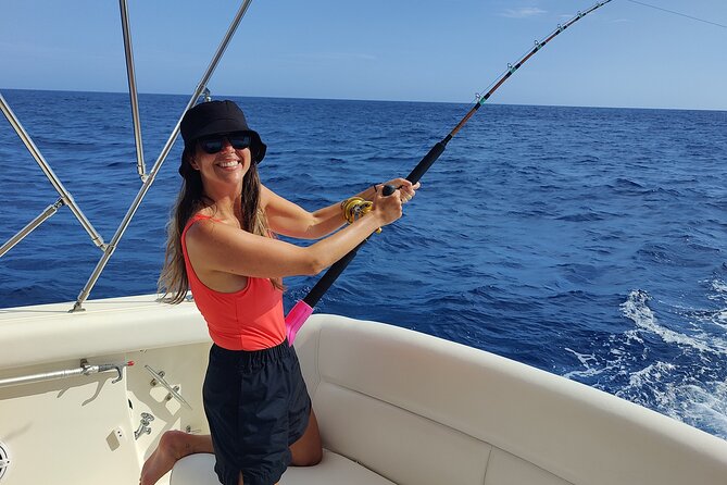 Private Yacht Ultimate Fishing and Snorkeling Adventure - 6 Hours - Setting out from Cabo at 7:00 a.m.