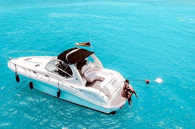 Private Yacht with snorkelling from Montego Bay - My Take on the Four-and-a-Half-Hour Plan