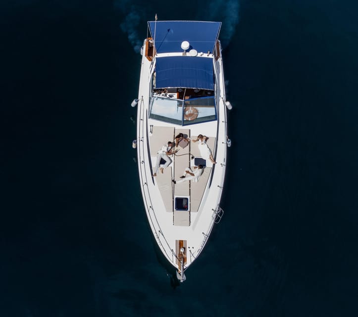 PUERTO BANUS: YACHT RENTAL FOR GROUP 2H - Swimming, paddle surfing, and snorkeling