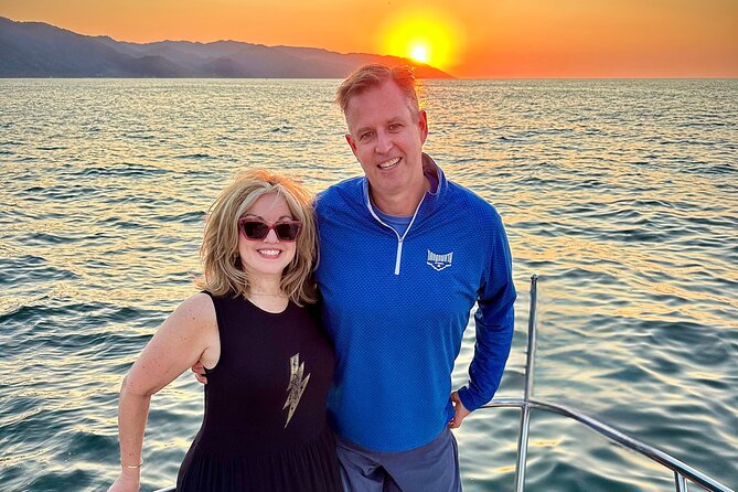 Puerto Vallarta: Luxury Yacht Sunset Cruise with Premium Open Bar - Los Arcos and the southern shoreline