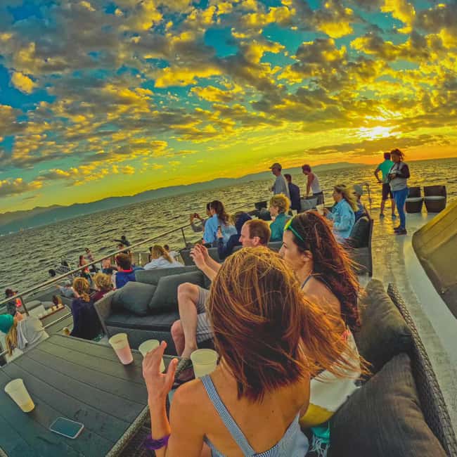 Puerto Vallarta: Mega Yacht Whale Watching Sunset Cruise - What you may see in Bahía de Banderas