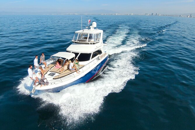 Puerto Vallarta: Private Swim & Snorkel Yacht Tour w/Open Bar - One hour at Las Gemelas Beach