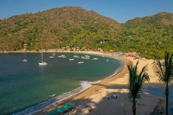 Puerto Vallarta: Private Yelapa Beach & Snorkel Tour on a Yacht - What the crew and yacht add