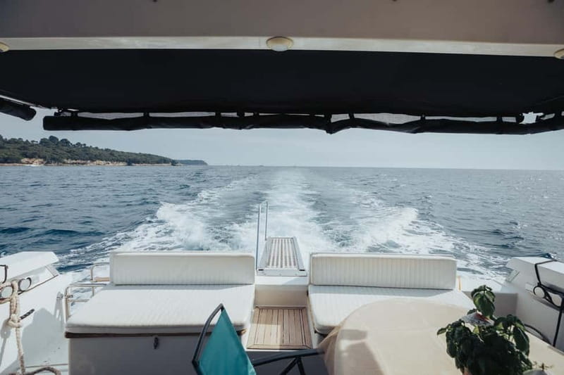 Pula: Half or Full day boat tour on yacht with skipper - What a full day from 10:00 to 20:30 feels like