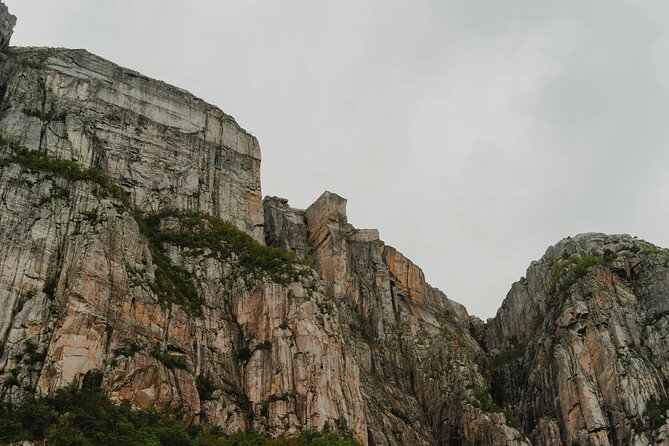 Pulpit Rock Boat Tour in Luxury Cruiser - Leaving Stavanger through Høgsfjorden