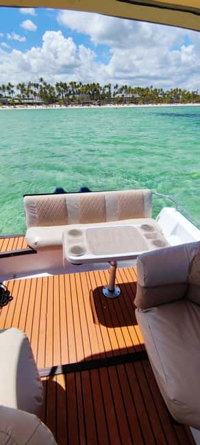 Punta Cana : Private yacht Snorkeling, Lagoon and Wild Beach - What the $280 group price really buys