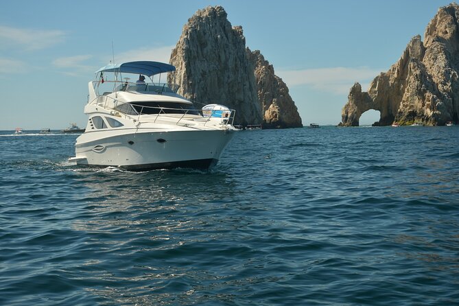 Pura Vida Yacht 42 FT with all inclusive service in Cabo - Is $2,000 a fair price for three hours?