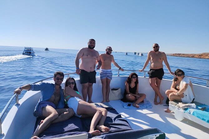 Ras Mohamed & White Island luxury Yacht Trip Sharm el Sheikh - The morning pickup and marina routine