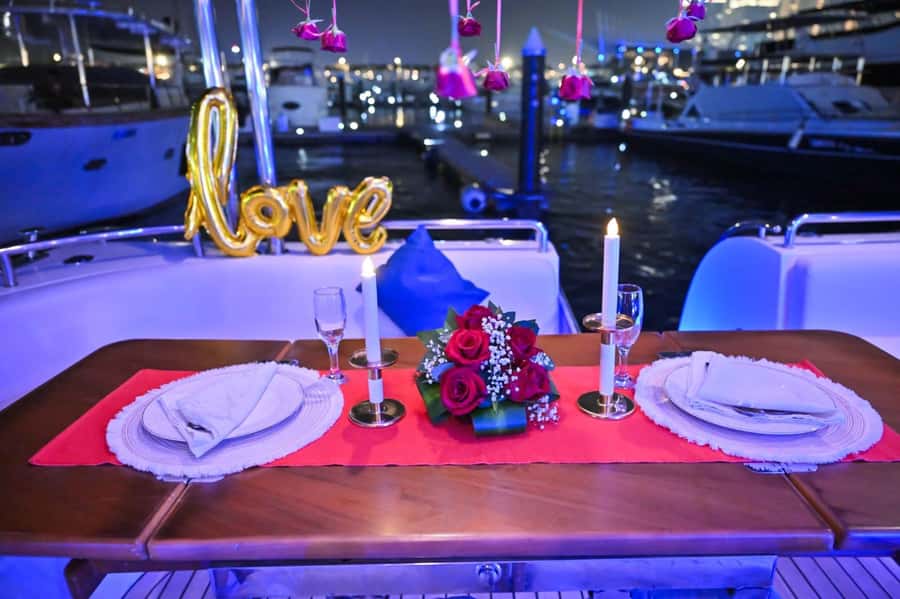 Romantic Dinner on Private Yacht - What the Dubai Marina route gives you
