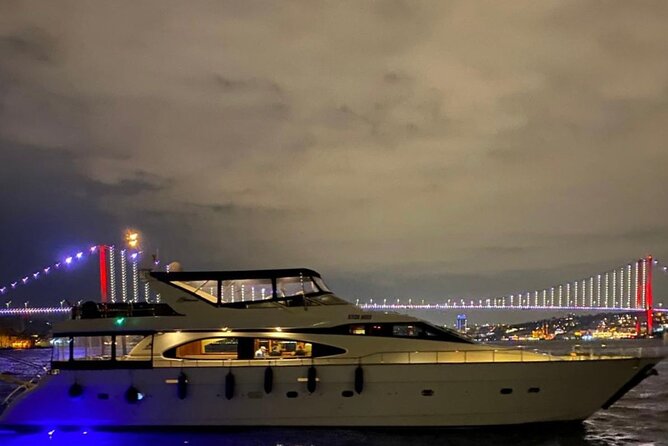 Romantic Night Cruise Live Violinist - Fatih Sultan Mehmet Bridge and Rumeli Fortress