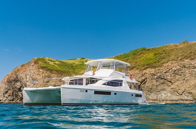 Royal Charters: The Premier Yacht Charter in Costa Rica - Sunset departures and full-day choices