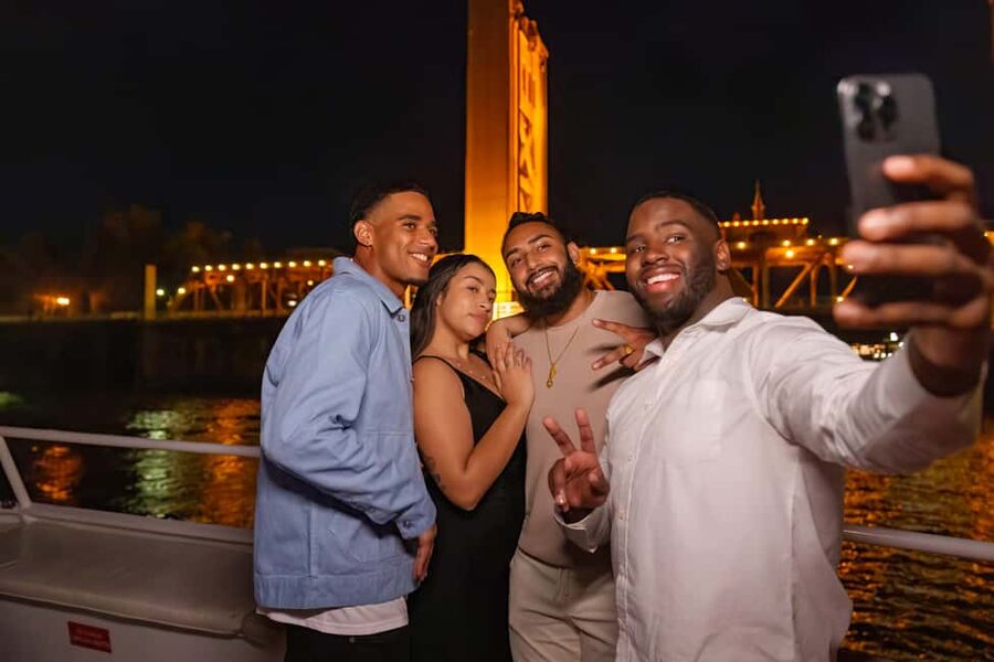 Sacramento: City Cruises Rock The Yacht River Cruise - Live Music, Dancing, and the Social Mood