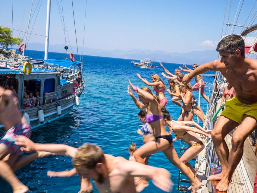 Sail Turkey: Fethiye to Olympos Gulet Cruise - Life aboard a standard Turkish gulet