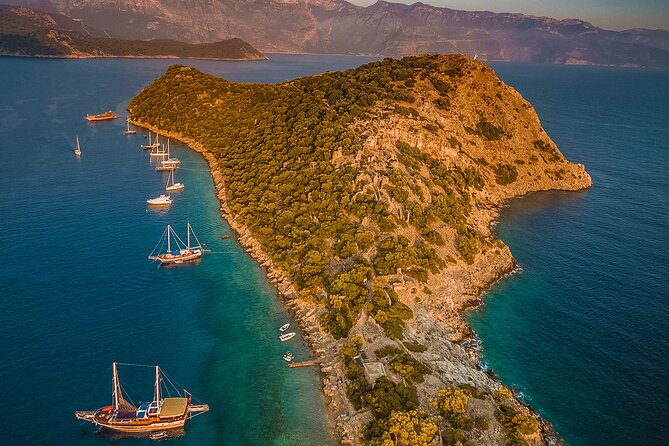 Sail Turkey: Gulet cruise Fethiye to Olympos - Group size, timing, and practical limits
