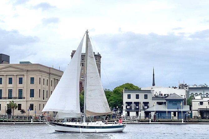 Sailing Charters in Wilmington - Bringing wine, snacks, and your own plans