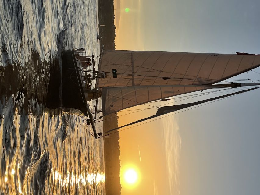 San Diego: Classic Yacht Sailing Experience - Sunset departures and the best time to go